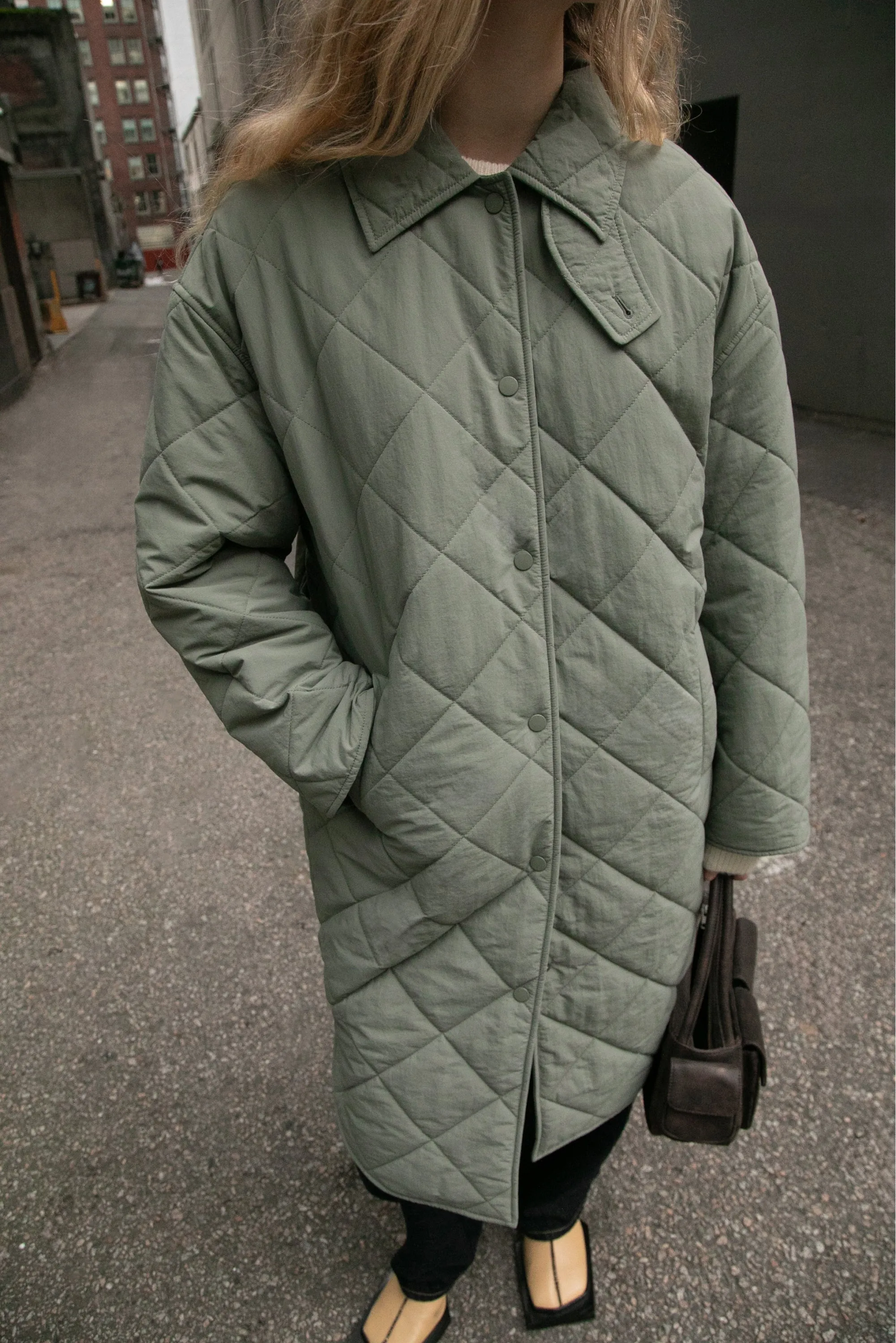 QUILTED PUFFER MIDI SHACKET