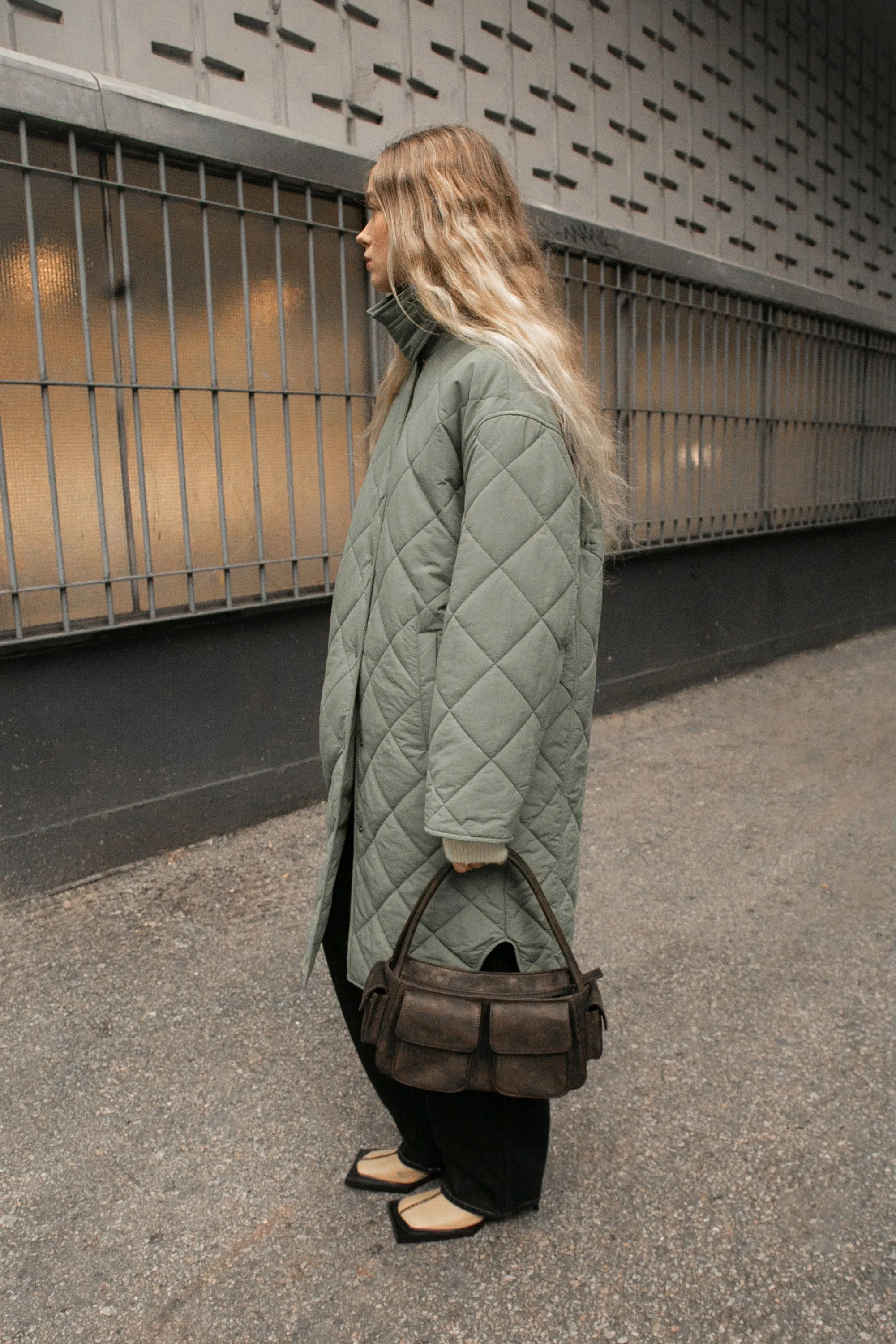 QUILTED PUFFER MIDI SHACKET