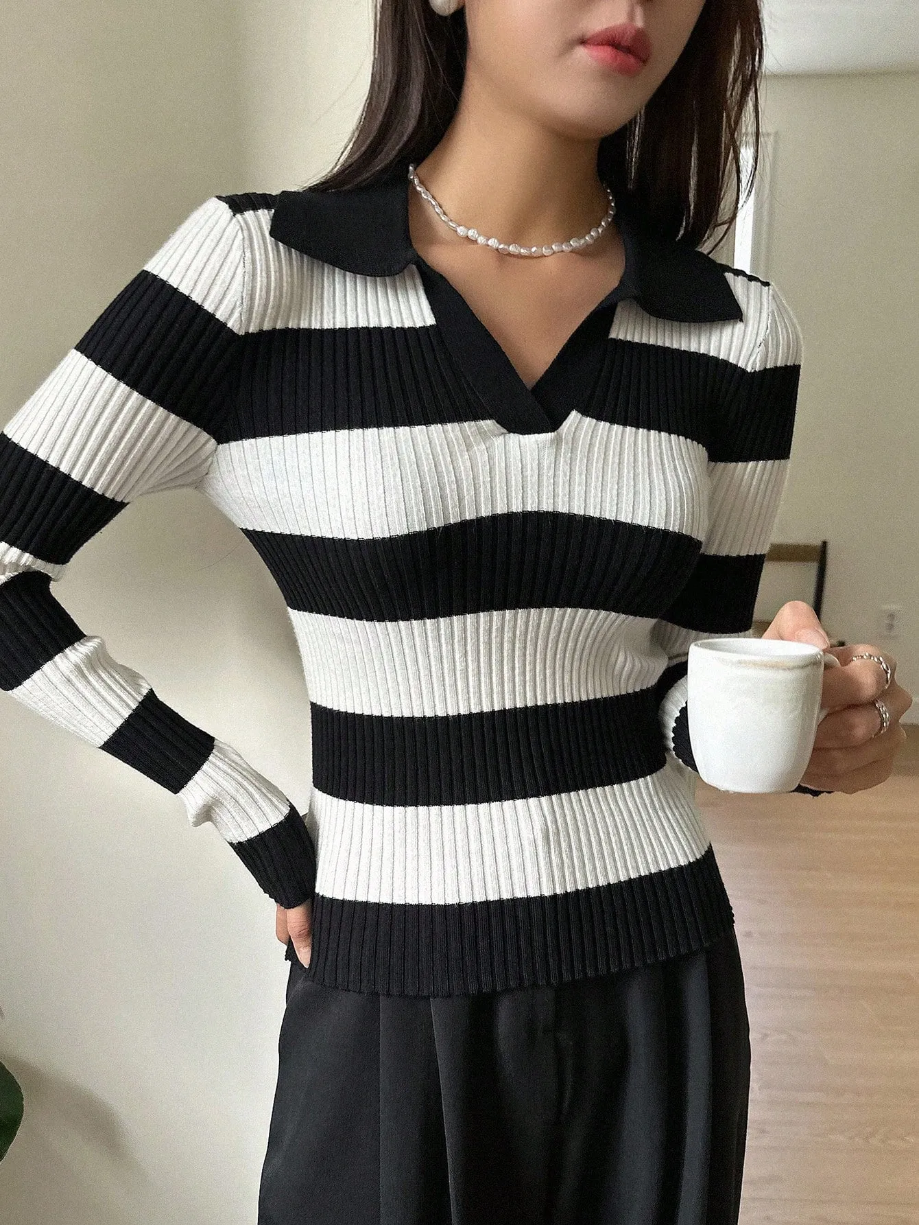 Striped Pattern Ribbed Knit Sweater